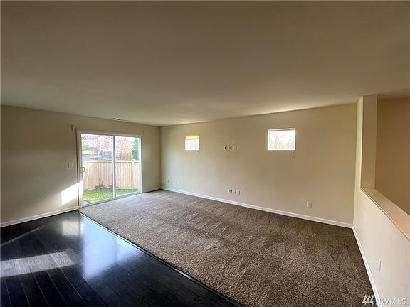 3rd image of 5457 Park St E