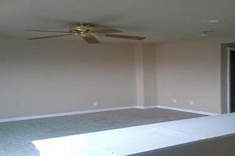 2nd image of 900 Jack St