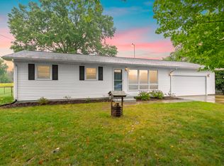 10541 Sprinkle Rd, Vicksburg, MI 49097