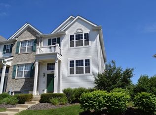 1291 Derry Ln, Hampshire, IL 60140