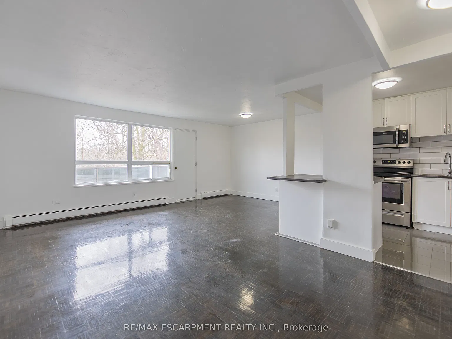 2 bed, $1,899 — Photo 4