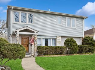 (Undisclosed Address), La Grange Park, IL 60526