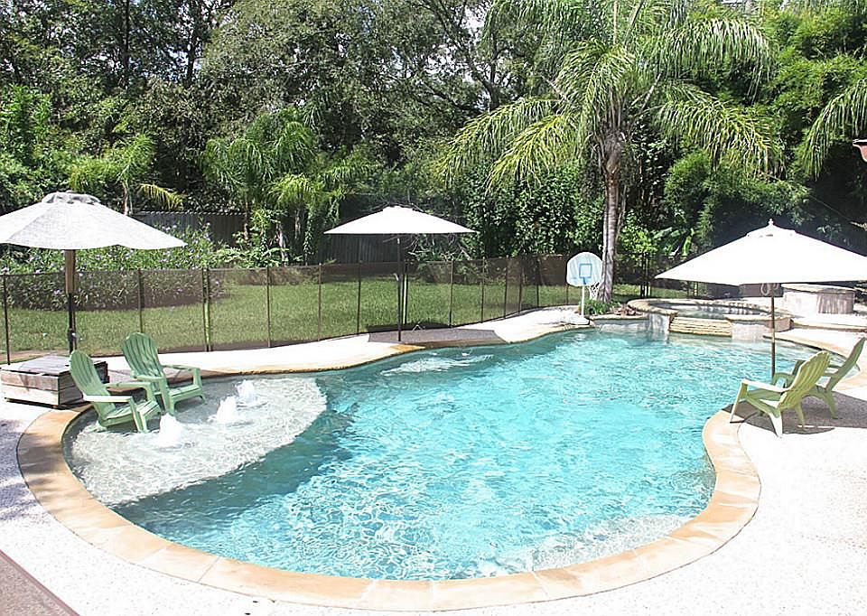 1st image of 2006 Oak Shores Dr