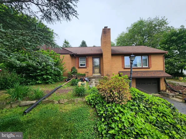 156 Hostetter Ln, Lancaster, PA 17602