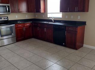 971 SW 15th St, Deerfield Beach, FL 33441