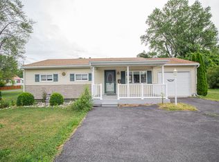 3275 Maryvale Dr, Schenectady, NY 12304