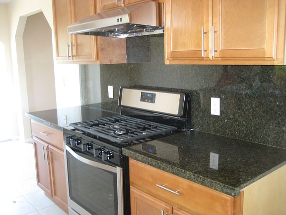 LARGE WELL LIGHTED KITCHEN