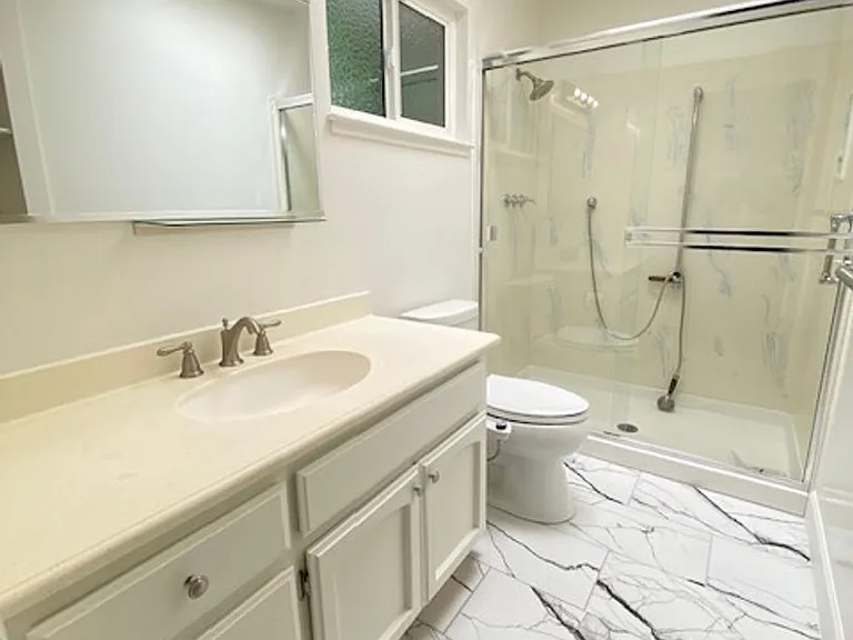 363 Helen Way — Photo 27