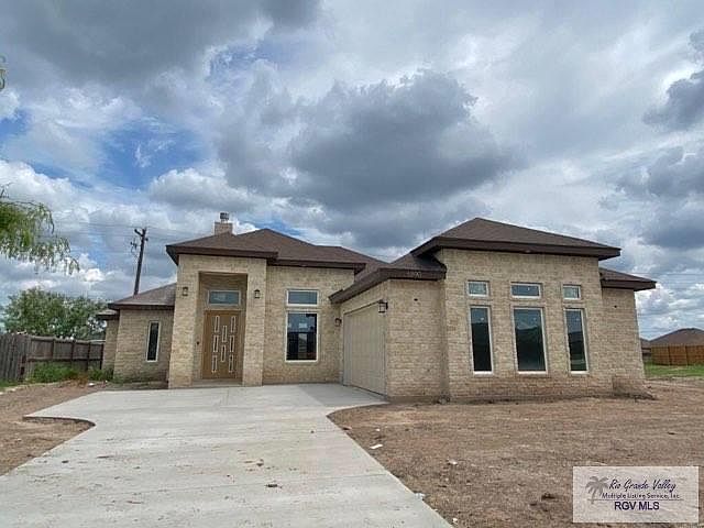 1st image of 6890 Stone Oak Dr
