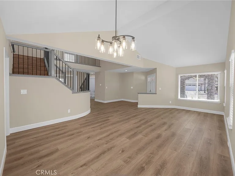 5700 Scotch Pine Rdg — Photo 7