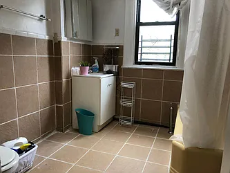 Rented by Lang Realty LLC