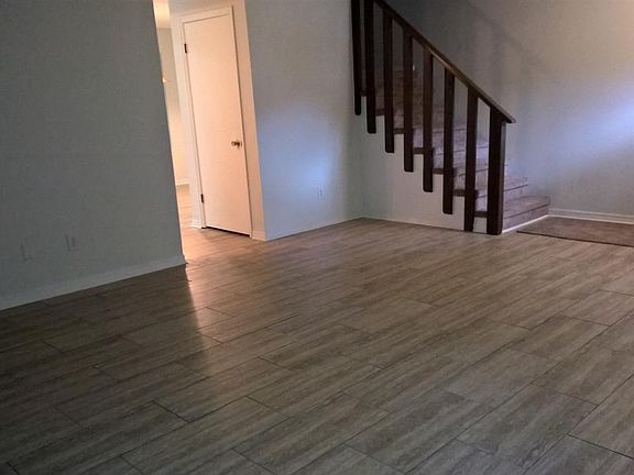 5th image of 2122 Schwab Ct