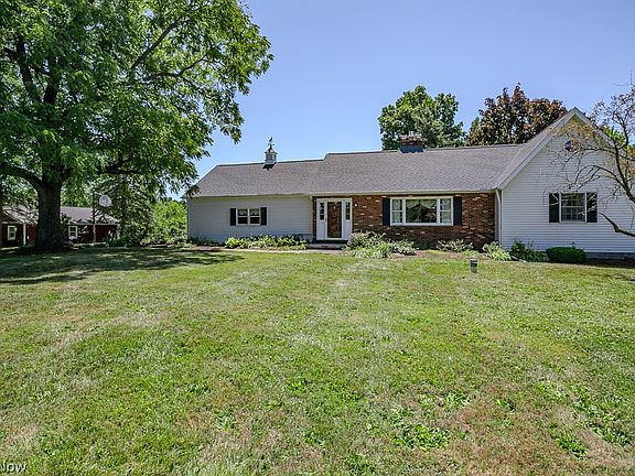 4th image of 12066 Huntoon Rd