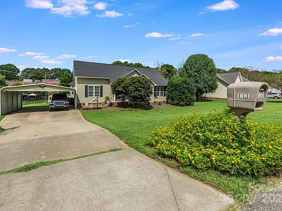 2nd image of 111 Summey Barker Dr