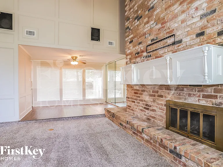 6511 Misty Spring Ln — Photo 2