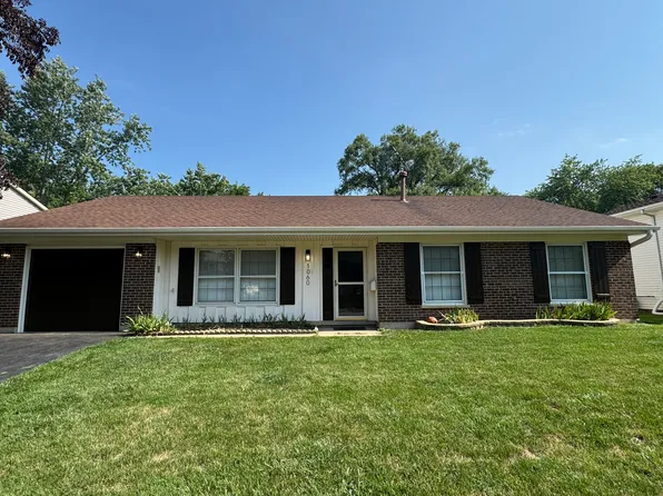 1060 Browning Ln, Lake Zurich, IL 60047