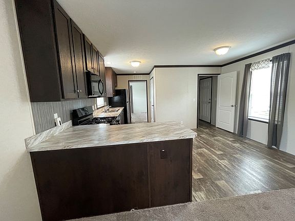 2nd image of 239 Schirra Ave #239