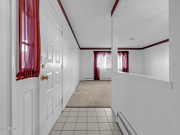 5th image of 12 Hyannis Street