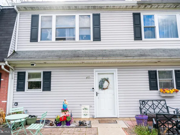 404 La Cascata, Clementon, NJ 08021