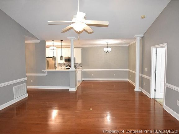 2nd image of 1861 Jennifer Ln Unit 202