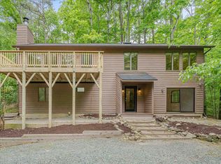 300 Reade Rd, Chapel Hill, NC 27516