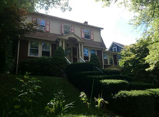 16 Bellaire Rd, West Roxbury, MA 02132