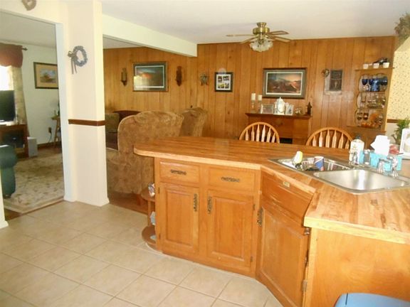 2nd image of 11 Kathleen St