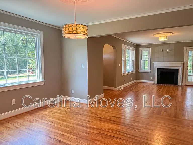 46 Long Forest Dr — Photo 10