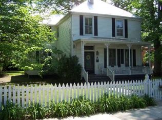 303 Virginia St, Ashland, VA 23005