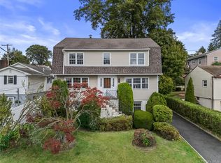25 Meadowbrook Pl, Yonkers, NY 10703