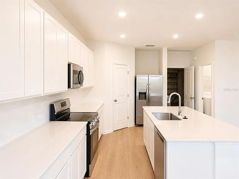 817 House Blvd — Photo 6