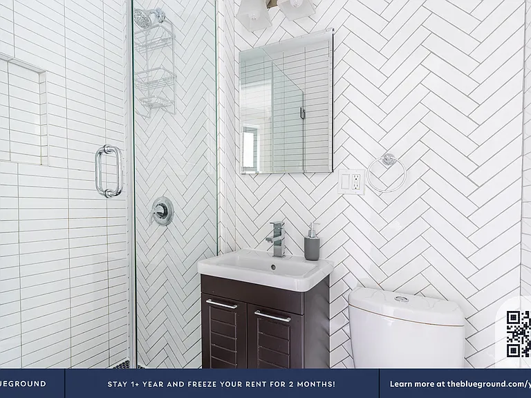 239 Elizabeth St #5 — Photo 12
