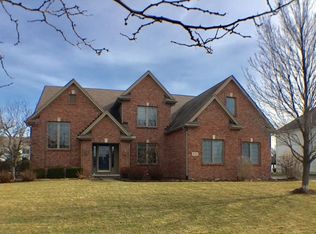 8770 Kellie Ln, Sylvania, OH 43560