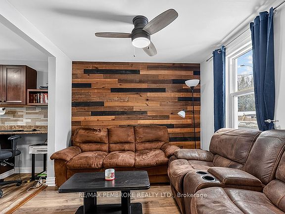 4th image of 241 Forced Rd