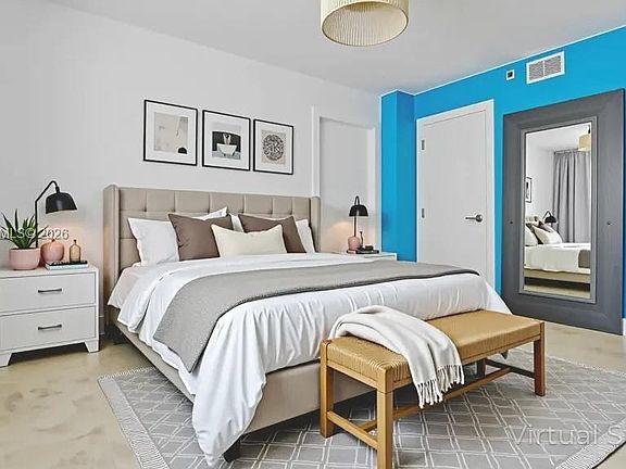 4th image of 865 Collins Ave APT 207