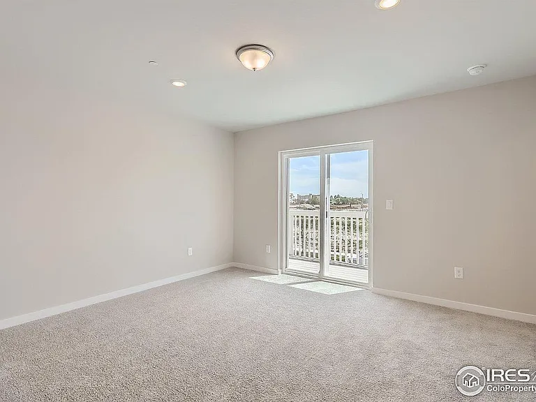 Master Bedroom with veranda and view