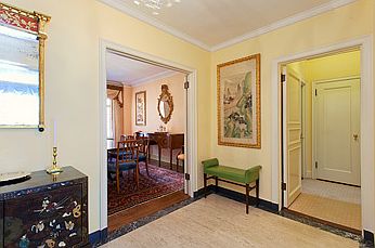 5th image of 111 E 67th St #6B
