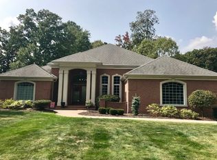 406 5th Ave, Hubbard, OH 44425