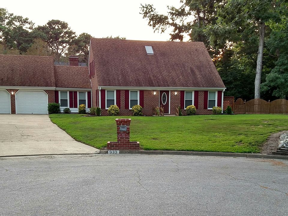 1st image of 933 Kings Landing Cir
