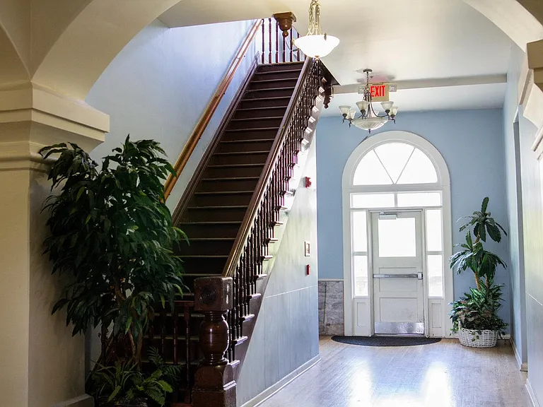 460 S 6th Ave #1006 — Photo 9