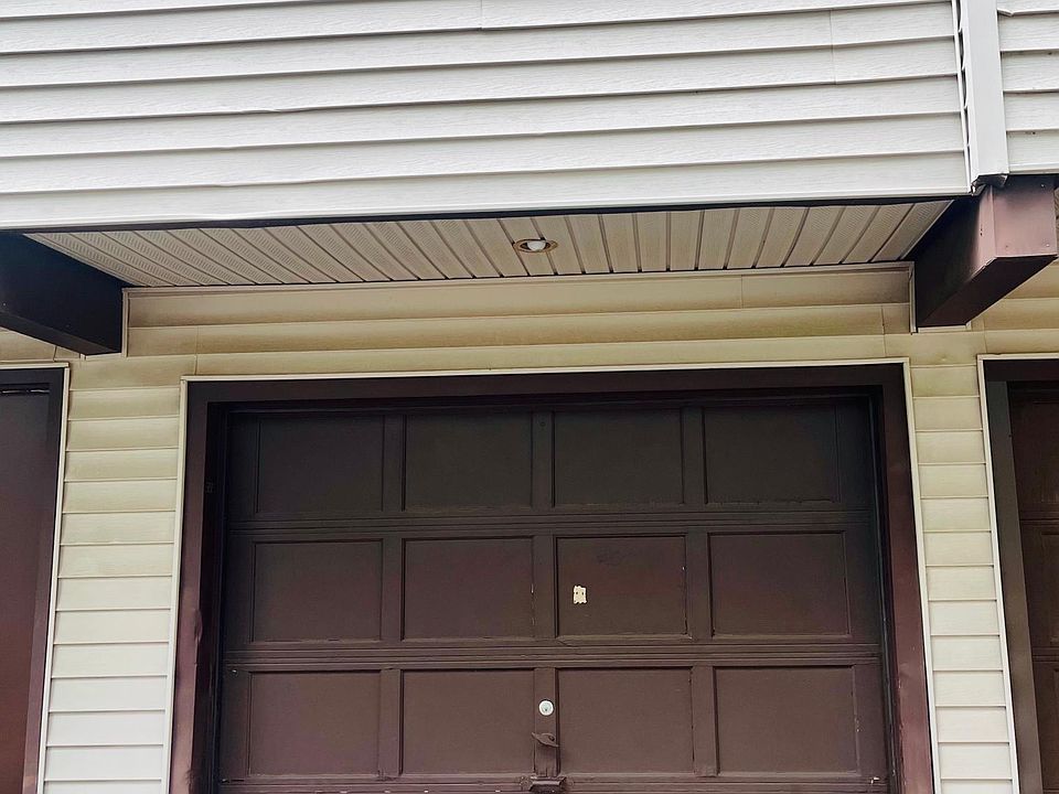 1st image of 146 Springside Ave Unit C13