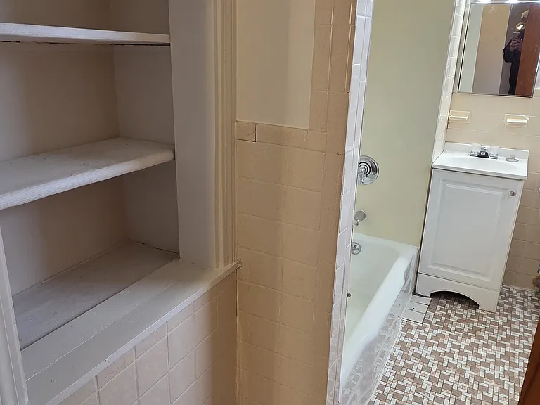 26 Porter St #3 — Photo 6