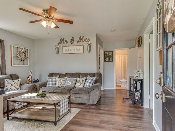 4th image of 236 Gowen Dr