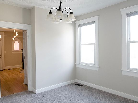 3rd image of 633 Hamilton Ave
