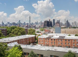 3355 14th St APT 7A, Long Island City, NY 11106