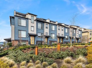 1027 6th Walk NE, Issaquah, WA 98029