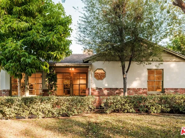 2442 Beverwil Dr, Los Angeles, CA 90034