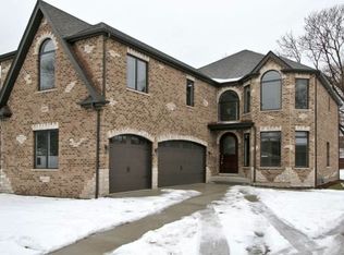 748 S Mitchell Ave, Elmhurst, IL 60126