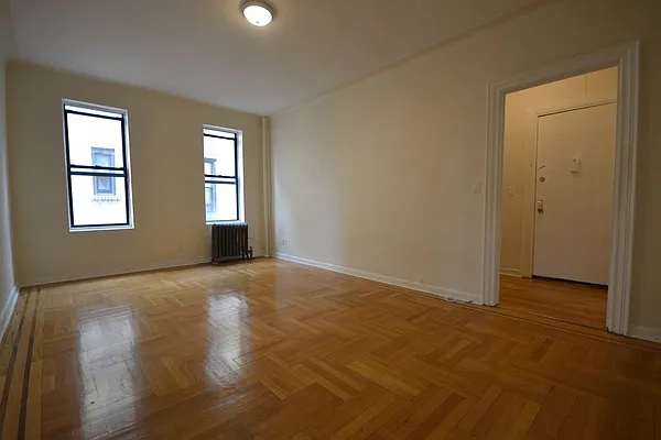 Rented by Silverstein Collection LLC  | media 1