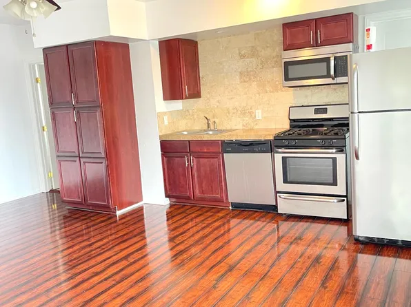 2675 Luray Cir #2, Simi Valley, CA 93065